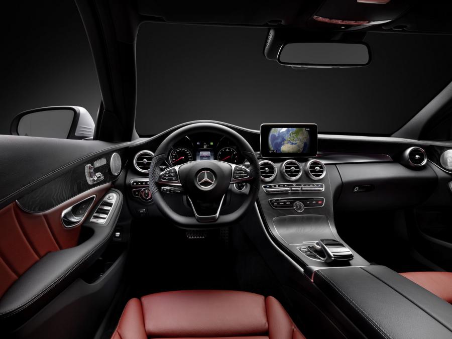  Mercedes-Benz C250 AMG Line 2014 года  (фото 26 из 47)